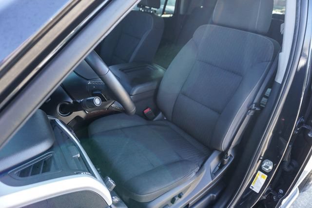 Used 2020 GMC Yukon SLE w/ SLE Value Package RWD image 17