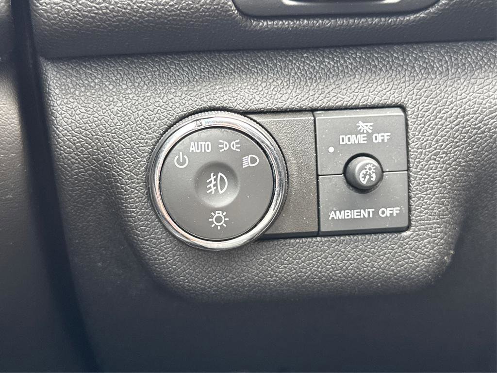 Used 2017 Chevrolet Traverse LT FWD image 18