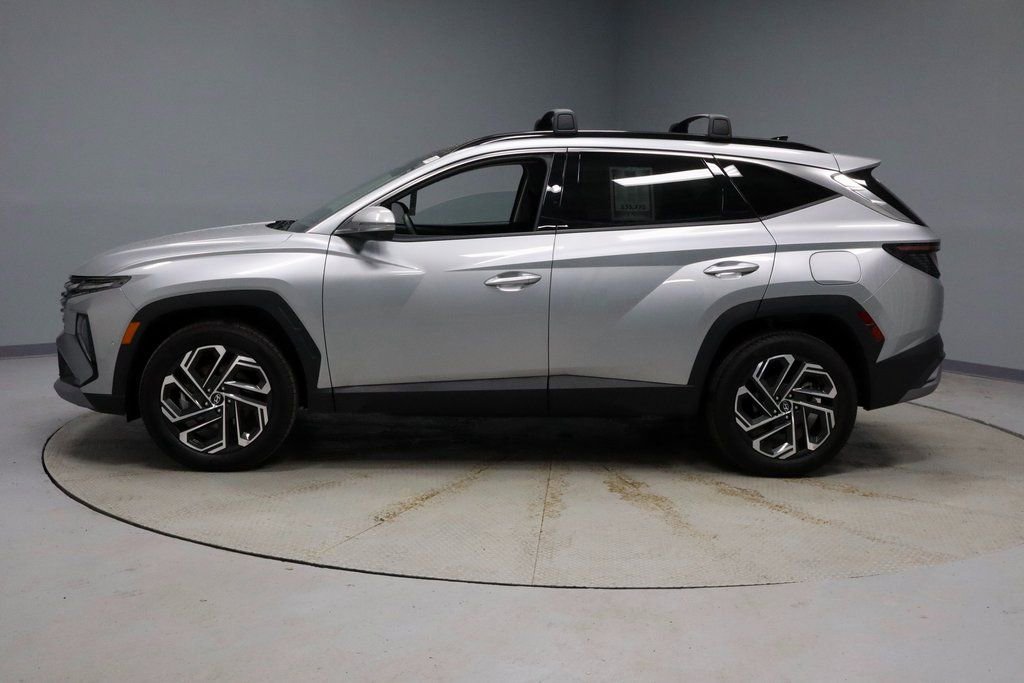 Certified 2025 Hyundai Tucson Limited image 9