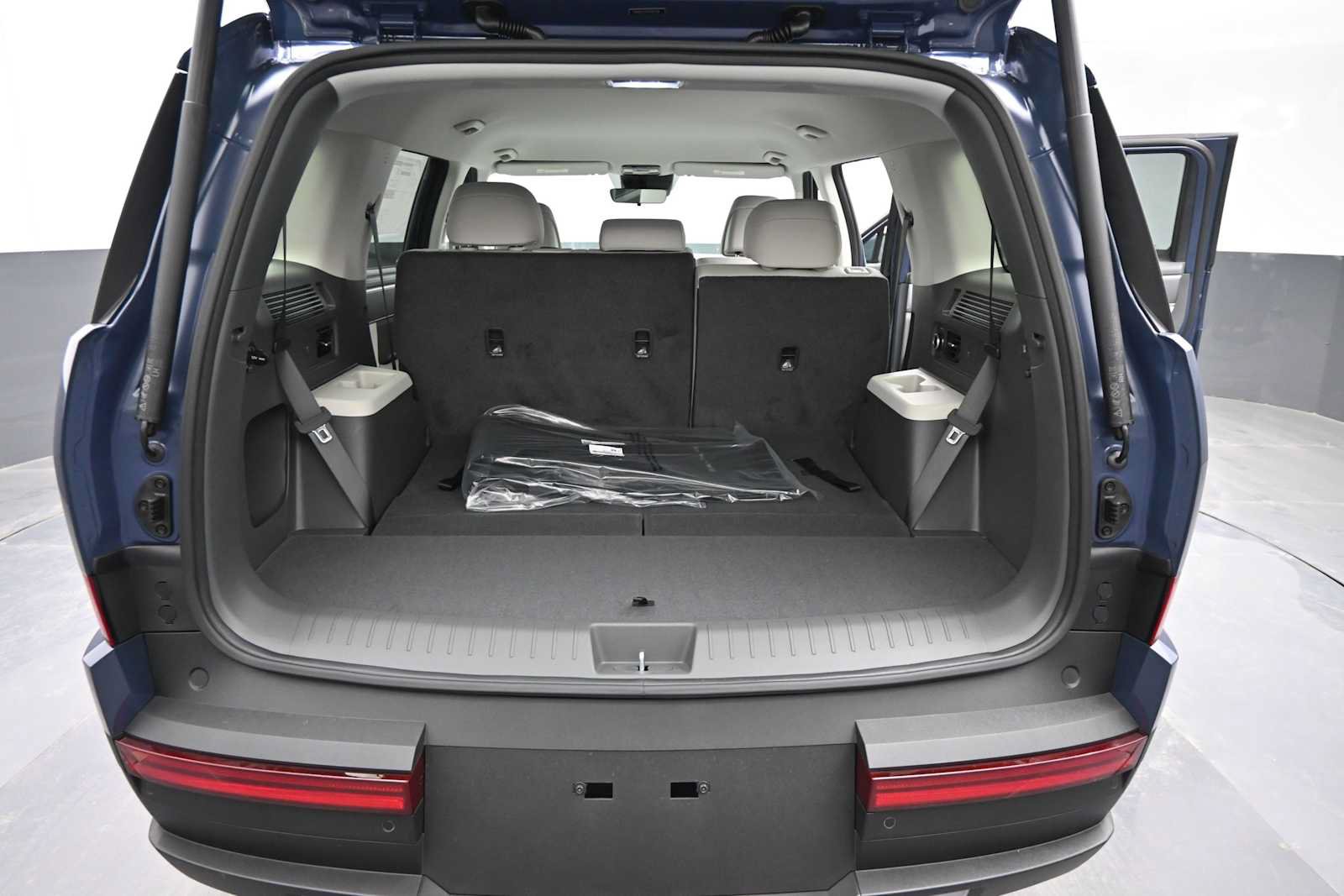 New 2027 Hyundai Santa Fe SEL AWD/4WD image 13