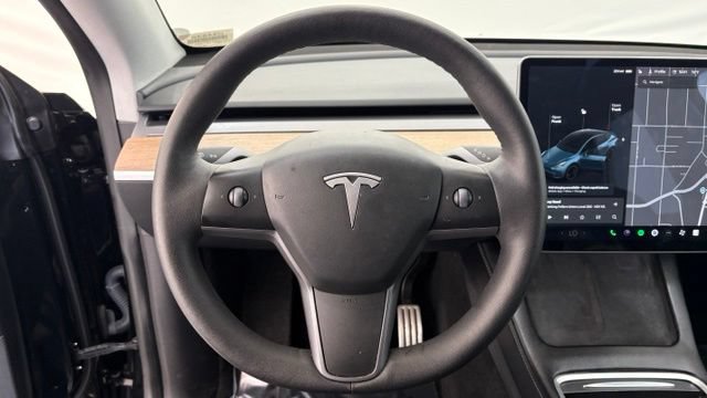 Used 2022 Tesla Model Y Performance AWD/4WD image 32