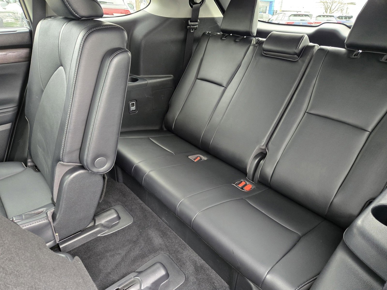 Used 2022 Toyota Highlander Limited image 11