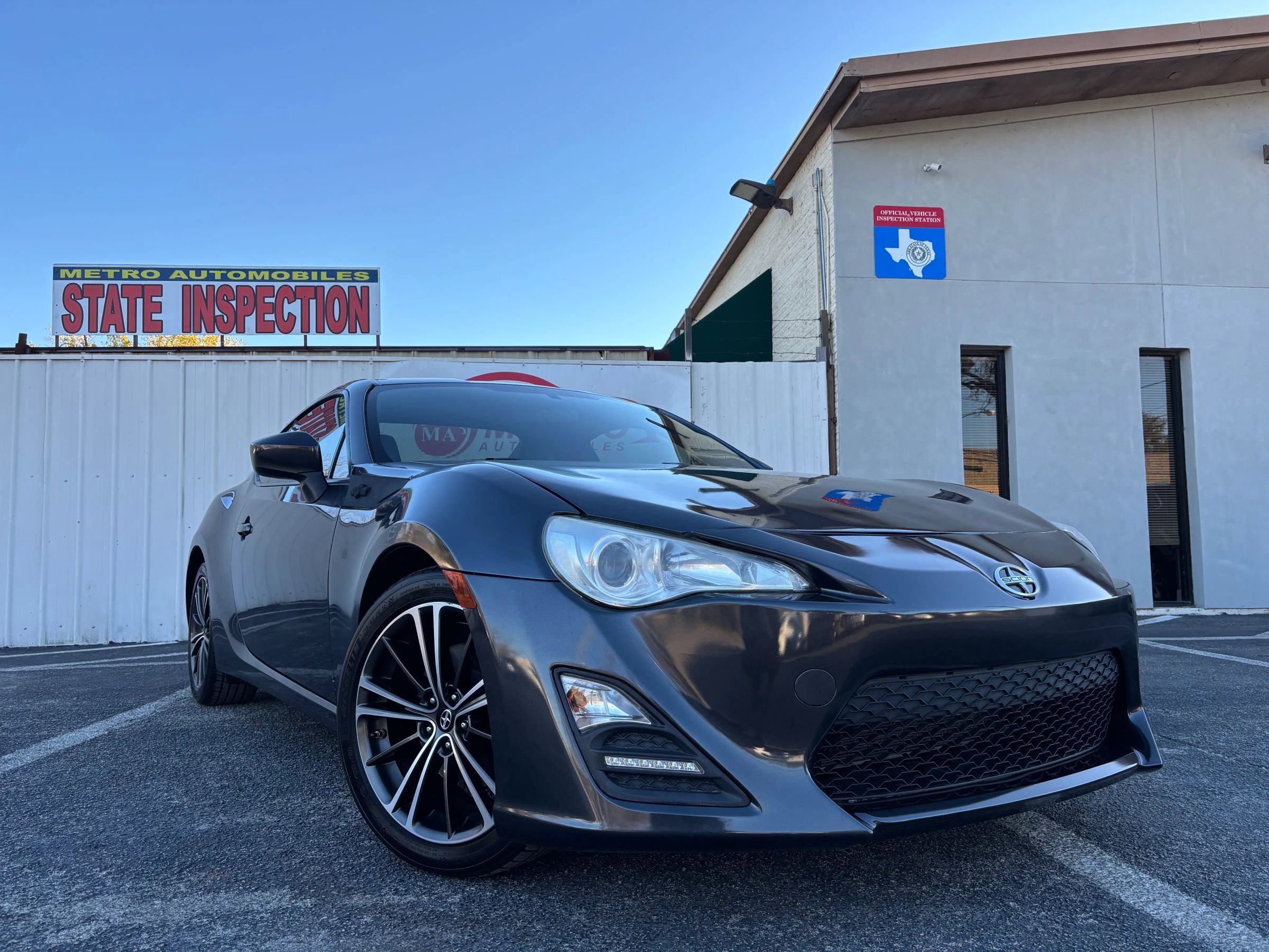 Used 2015 Scion FR-S image 7