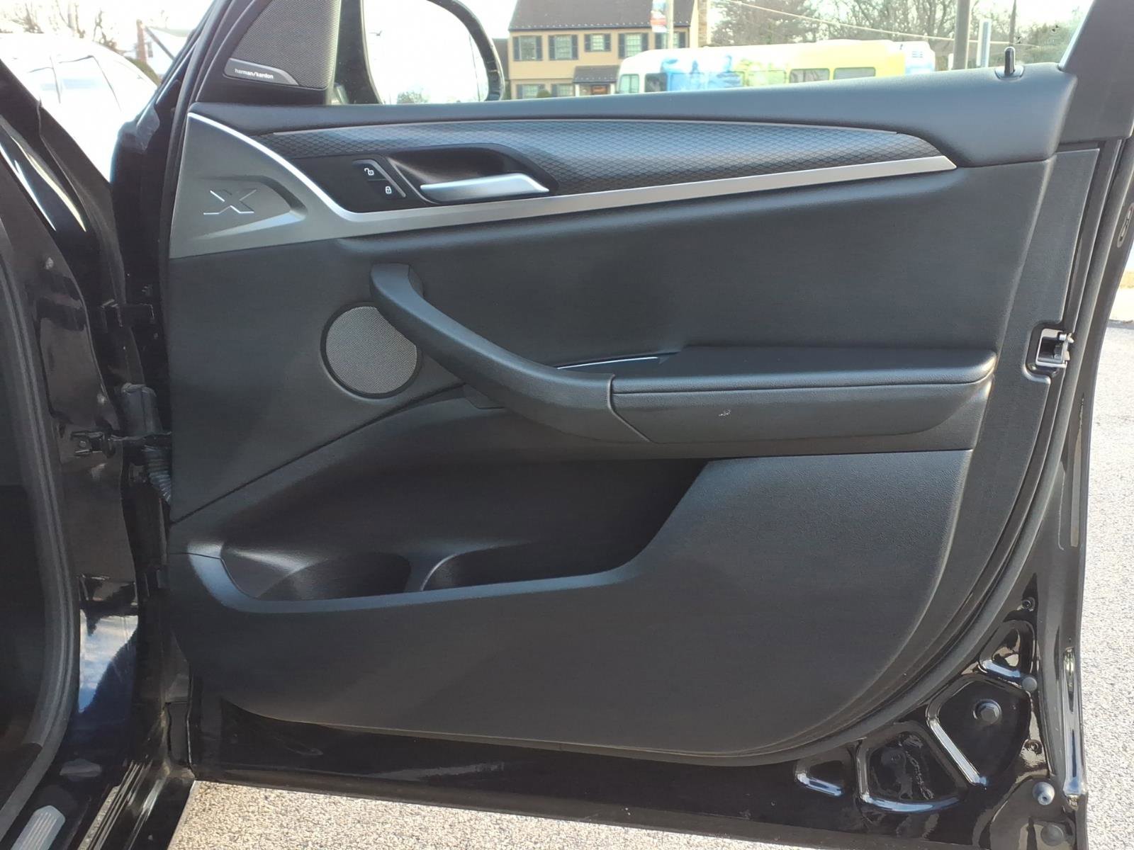 Used 2023 BMW X3 xDrive30i w/ M Sport Package image 12