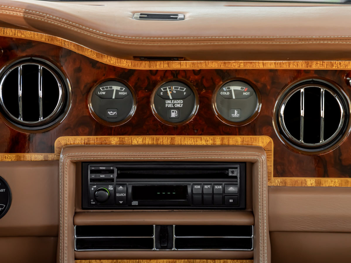 Used 1991 Rolls-Royce Corniche III RWD image 13
