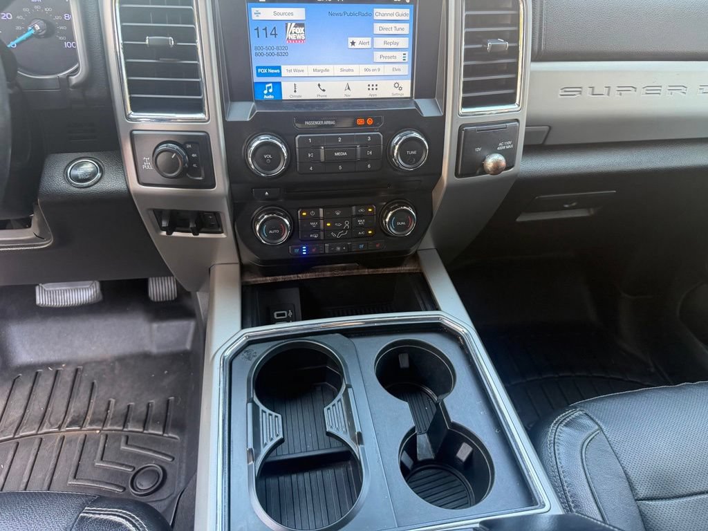 Used 2018 Ford F350 Lariat w/ Lariat Ultimate Package AWD/4WD image 24