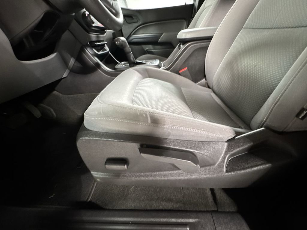 Used 2015 GMC Canyon W/T w/ Convenience Package image 18