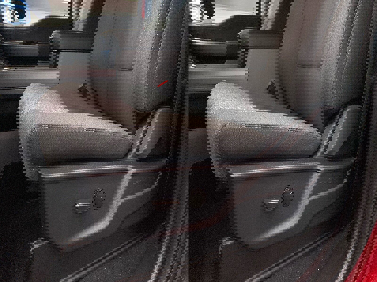 New 2026 Ford F350 XLT w/ XLT Premium Package image 17