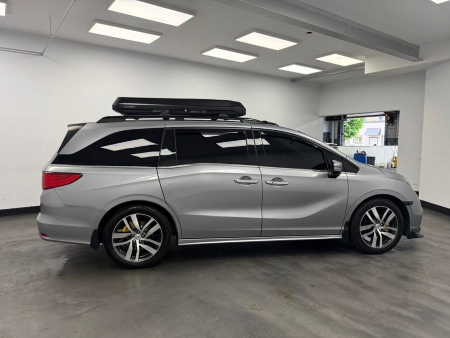 Used 2018 Honda Odyssey Touring image 11