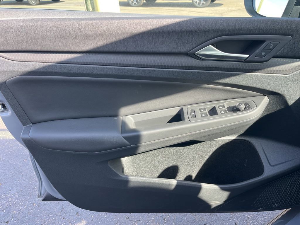 Used 2024 Volkswagen GTI Autobahn image 20