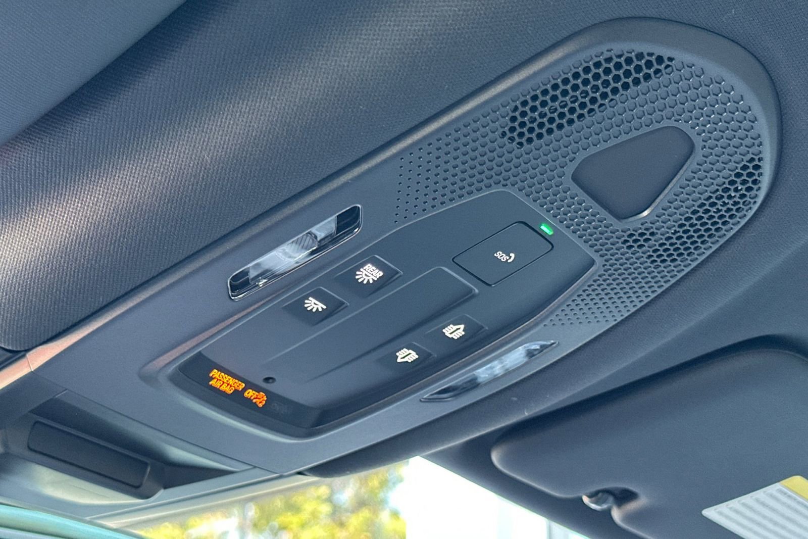 Used 2025 Porsche Cayenne S image 21