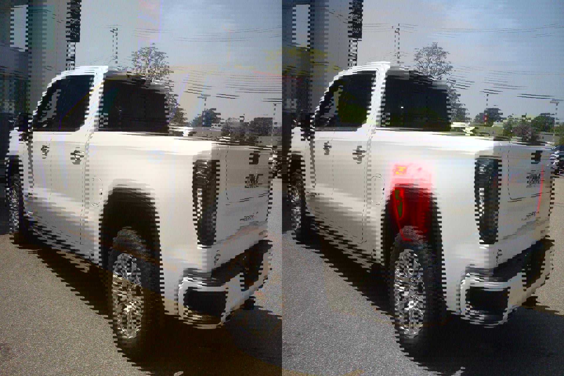 Certified 2024 GMC Sierra 1500 Denali w/ Technology Package image 6