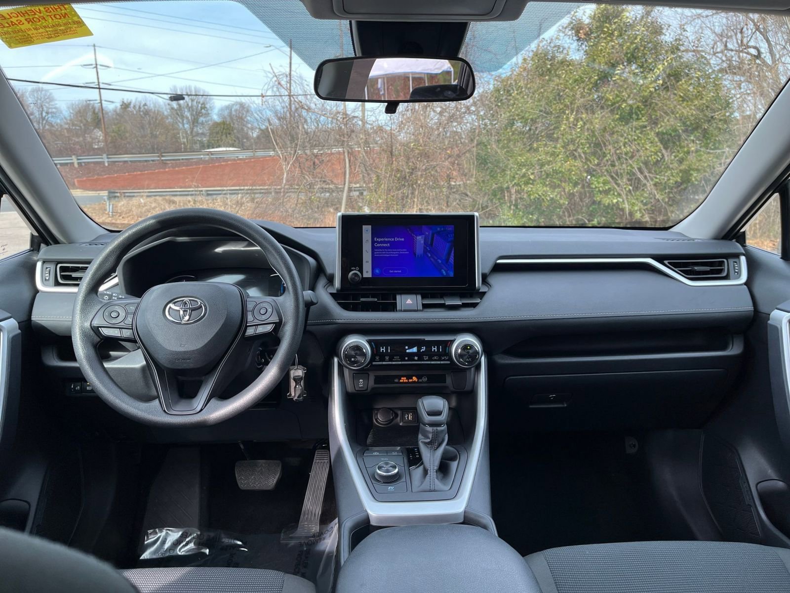 Used 2025 Toyota RAV4 LE image 28