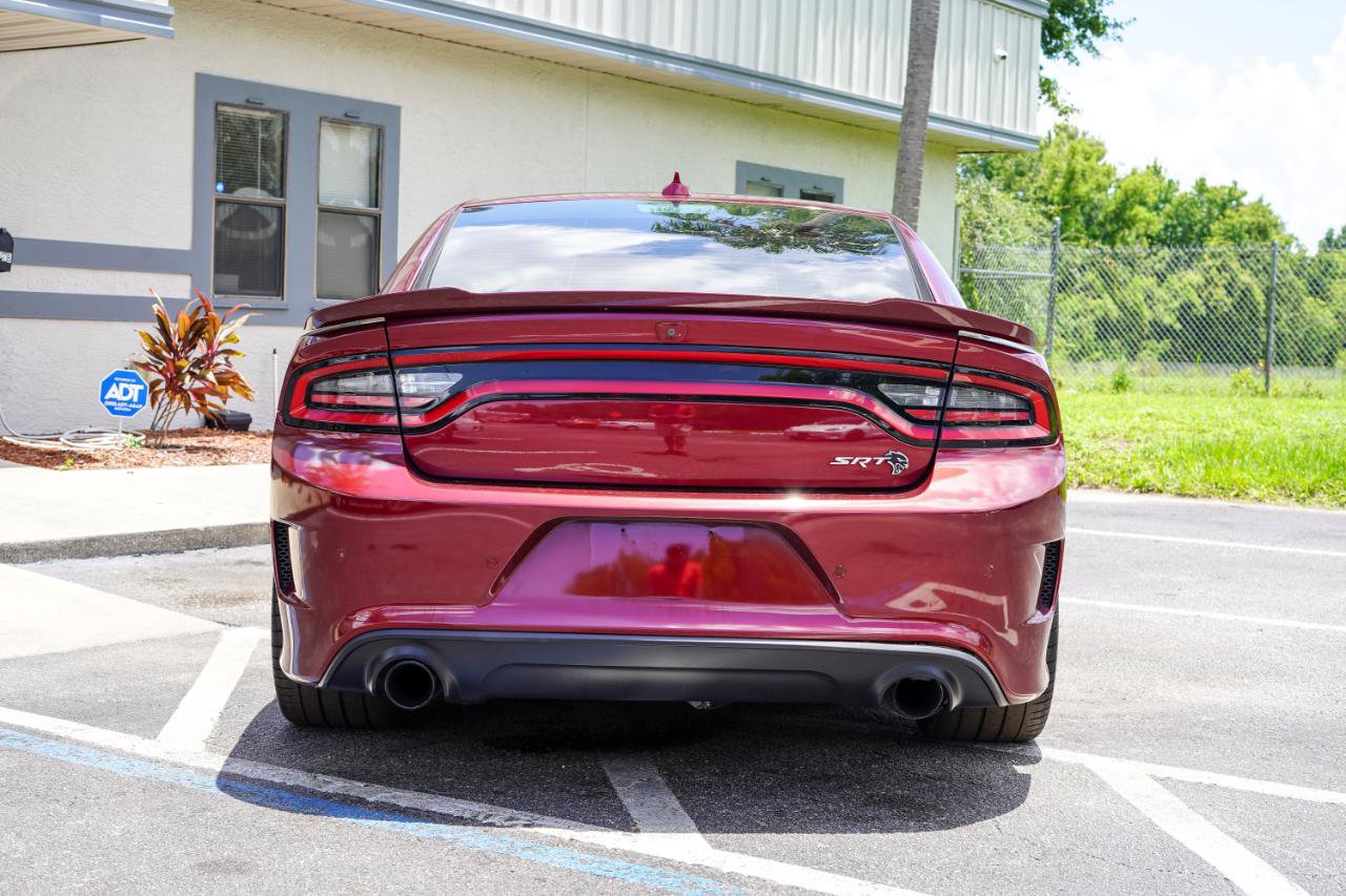Used 2018 Dodge Charger SRT Hellcat w/ Harman/Kardon Audio Group RWD image 5