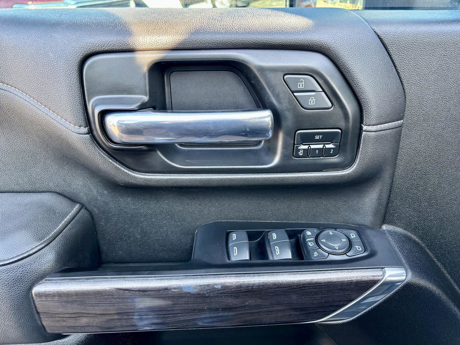 Used 2022 Chevrolet Silverado 2500 LTZ w/ LTZ Texas Edition image 23