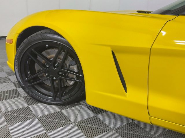 Used 2007 Chevrolet Corvette Convertible w/ Preferred Equipment Group RWD image 32