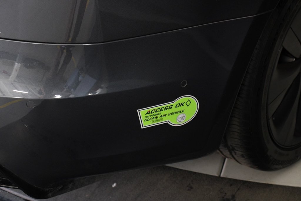 Used 2023 Tesla Model S AWD/4WD image 10