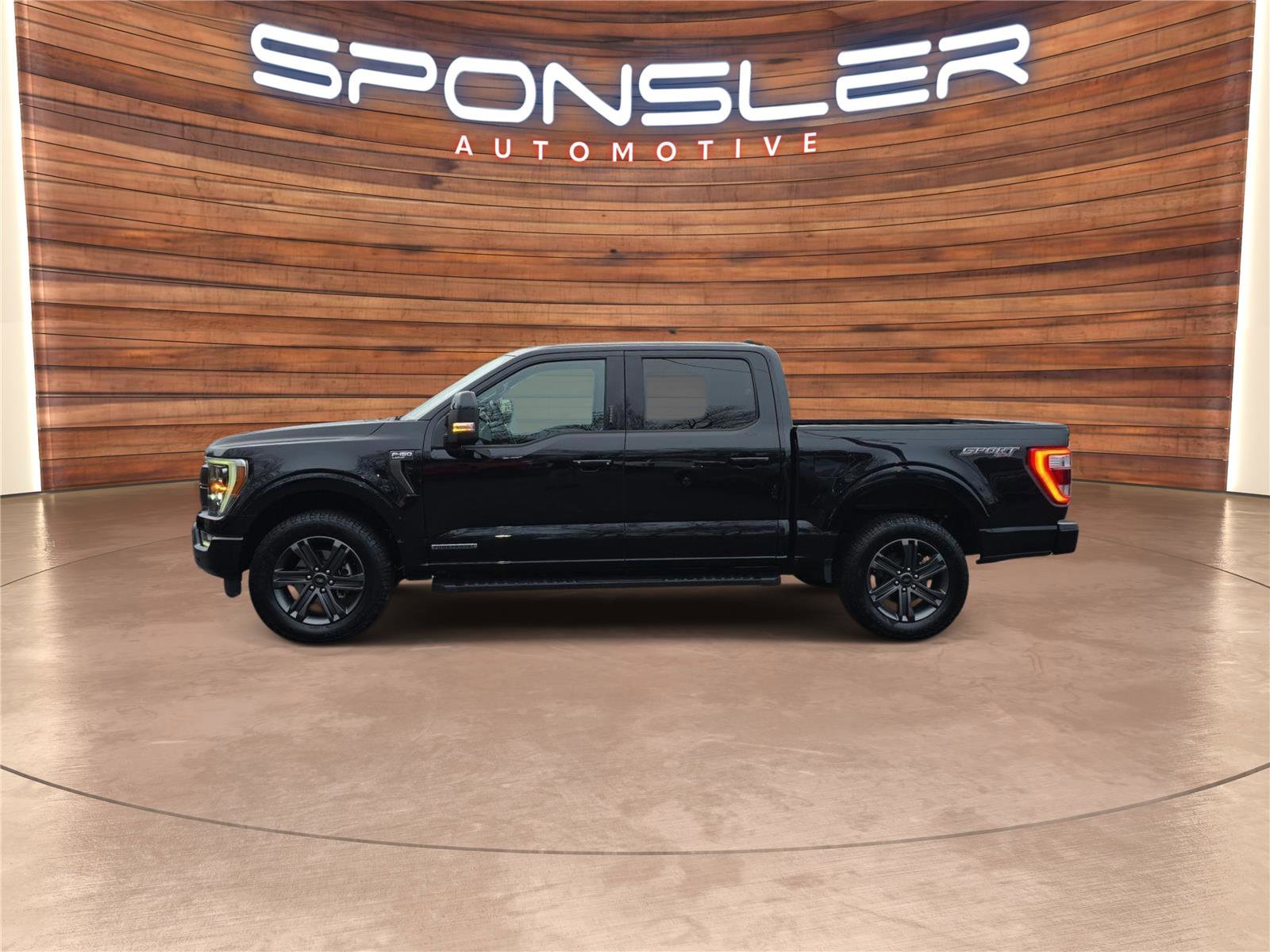 Used 2023 Ford F150 Lariat w/ Equipment Group 502A High AWD/4WD image 2