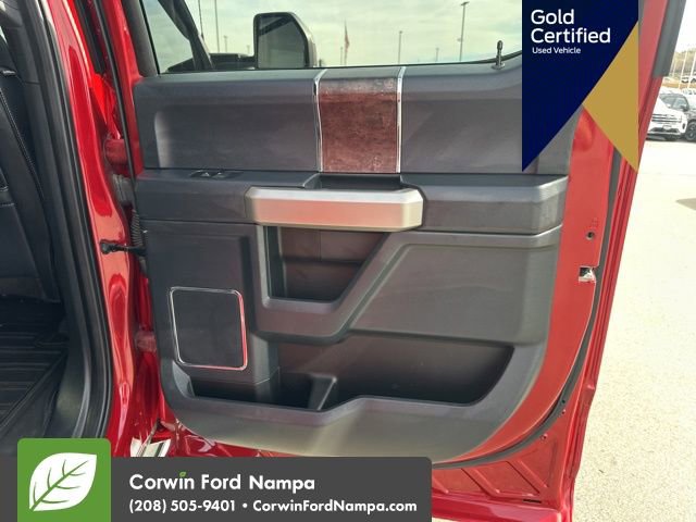 Used 2022 Ford F350 Lariat w/ Chrome Package image 15