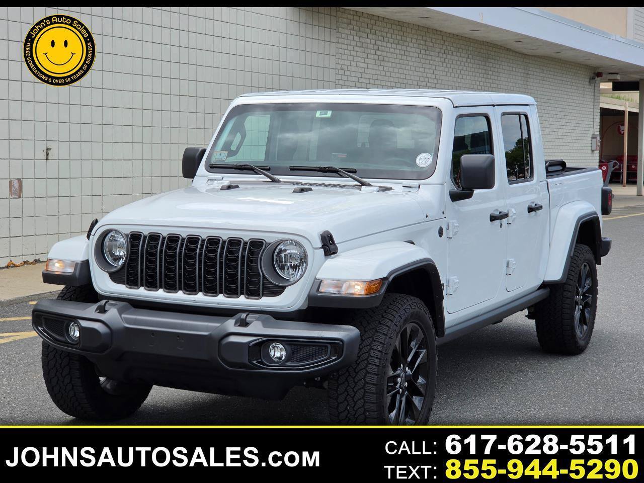 Used 2025 Jeep Gladiator Sport AWD/4WD image 1