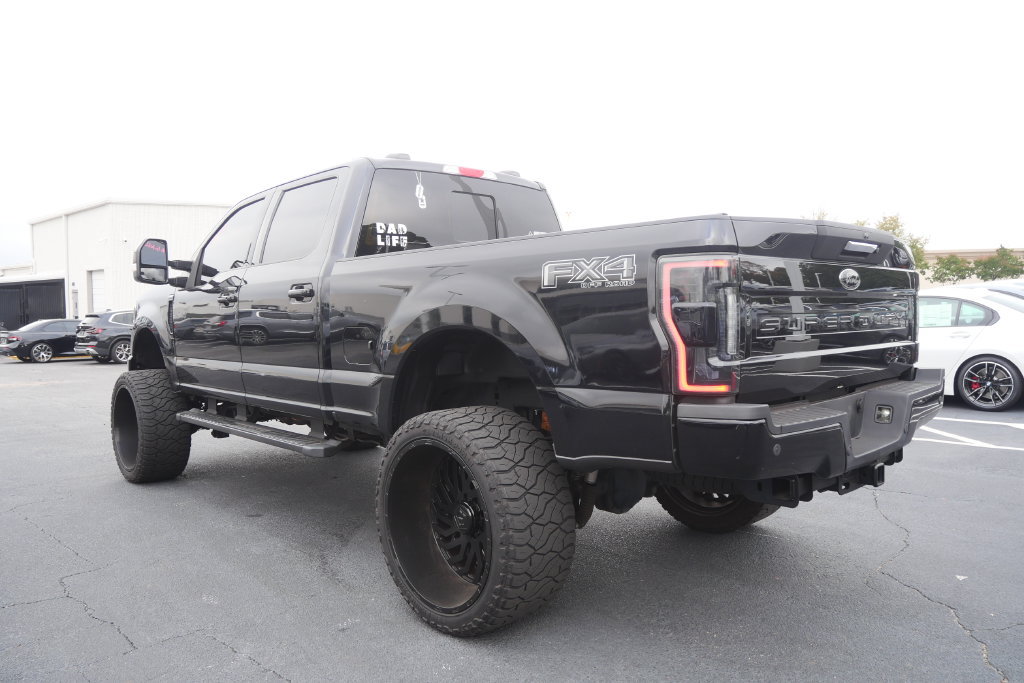 Used 2022 Ford F250 Lariat w/ Black Appearance Package AWD/4WD image 7