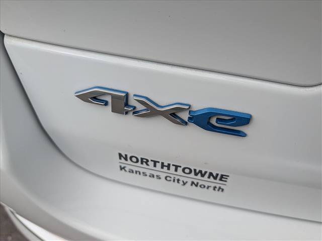 Used 2023 Jeep Grand Cherokee Summit w/ Advanced Protech Group IV AWD/4WD image 22