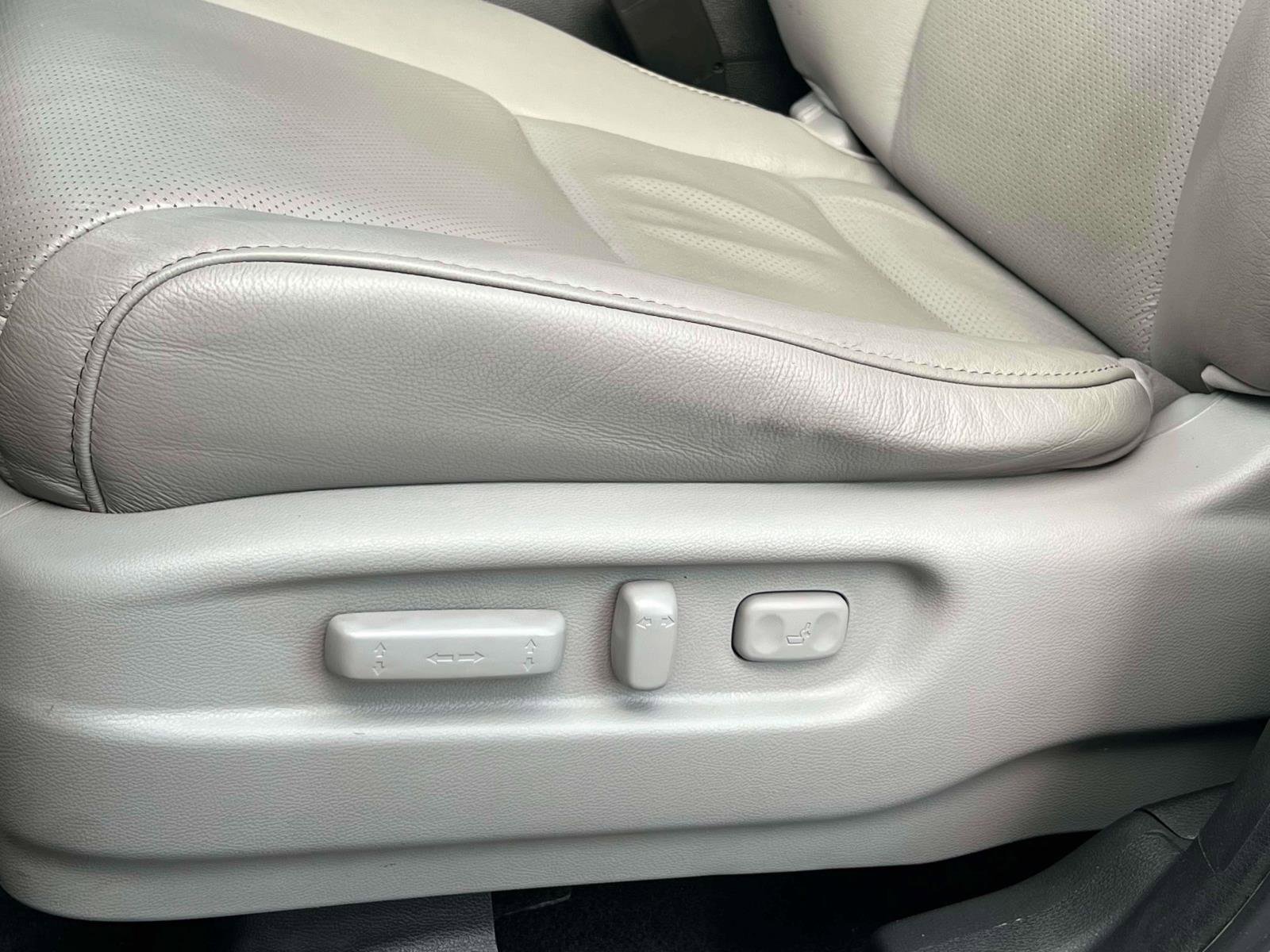 Used 2023 Honda Passport EX-L image 9