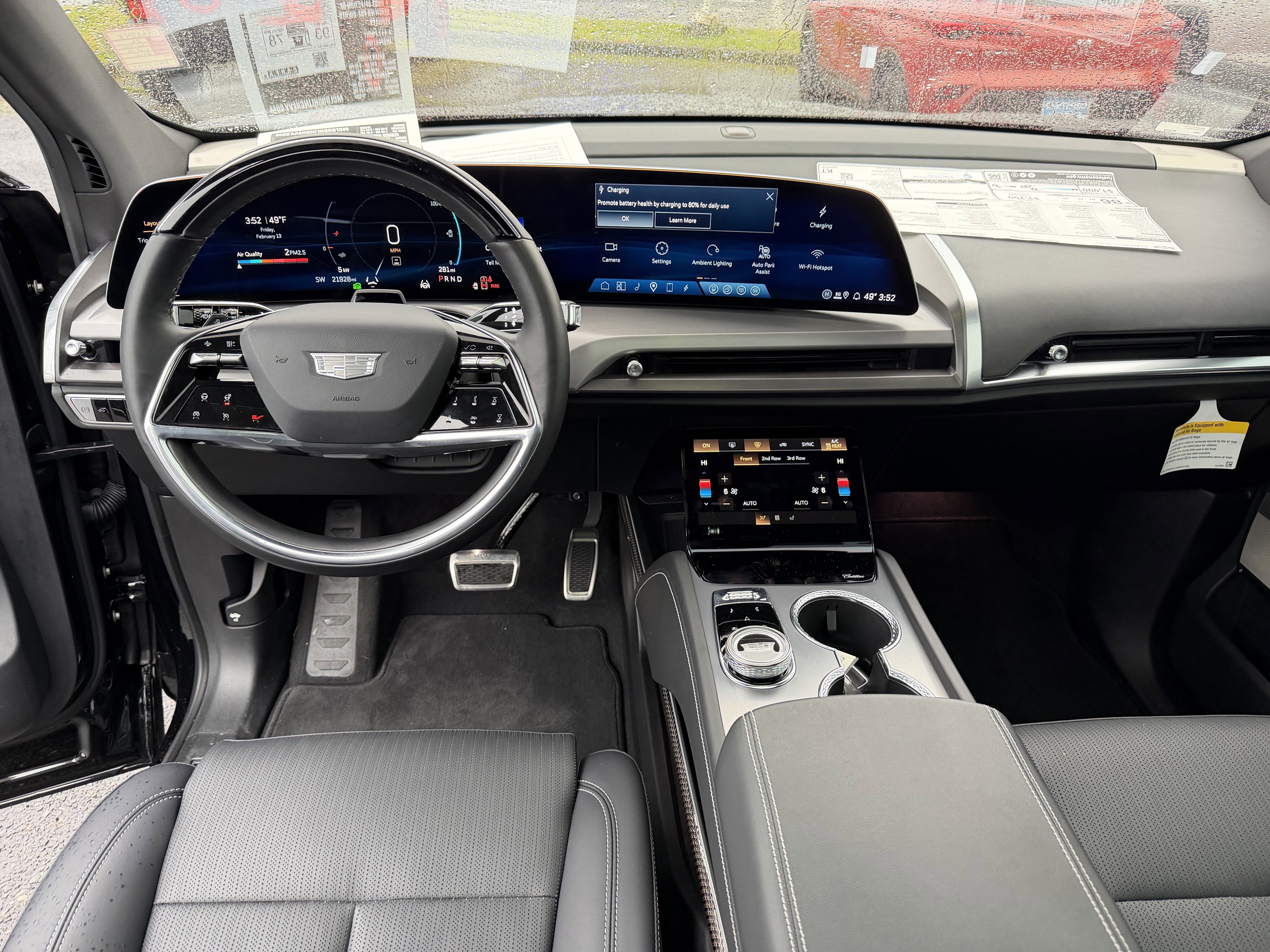 Used 2026 Cadillac Vistiq Luxury image 13