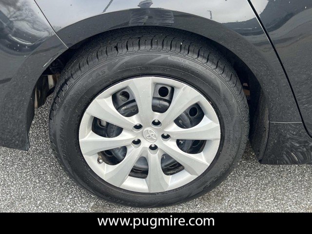 Used 2022 Toyota Corolla LE image 17