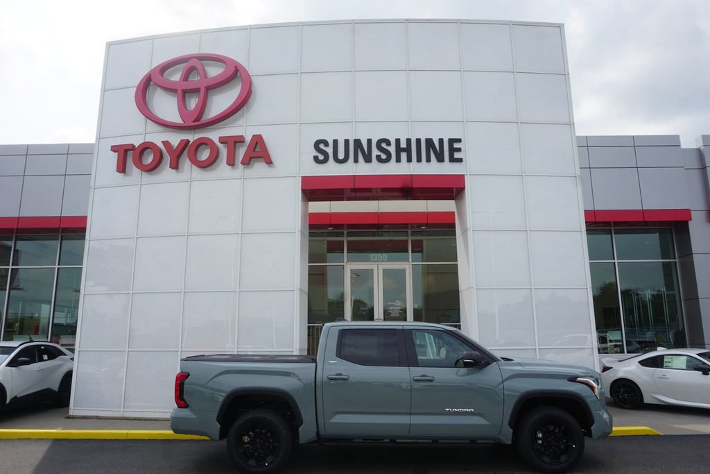 New 2026 Toyota Tundra SR5 w/ SR5 Premium Package AWD/4WD image 1