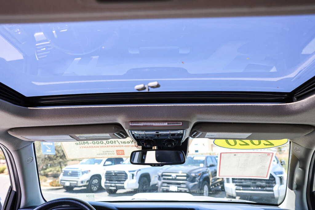Certified 2020 Toyota 4Runner TRD Off-Road Premium w/ Moonroof Package AWD/4WD image 7