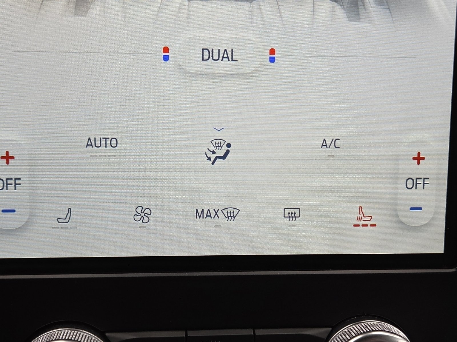 Used 2024 Ford Edge SEL image 32