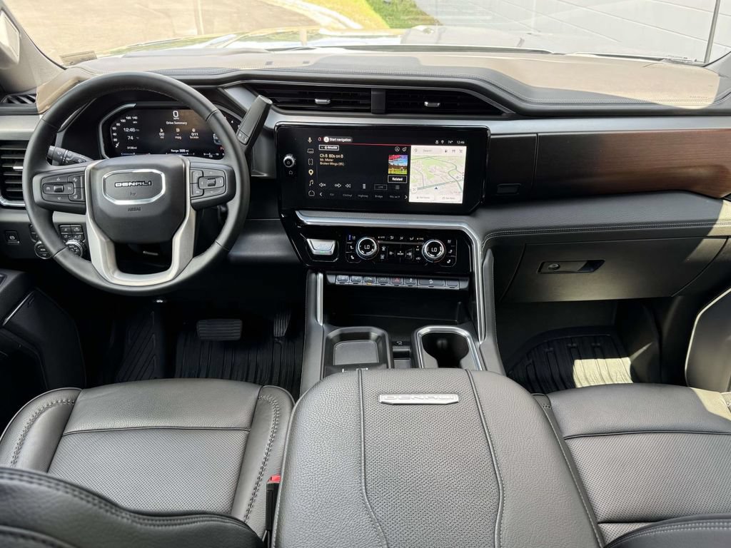 Used 2026 GMC Sierra 2500 Denali w/ Denali Reserve Package AWD/4WD image 2