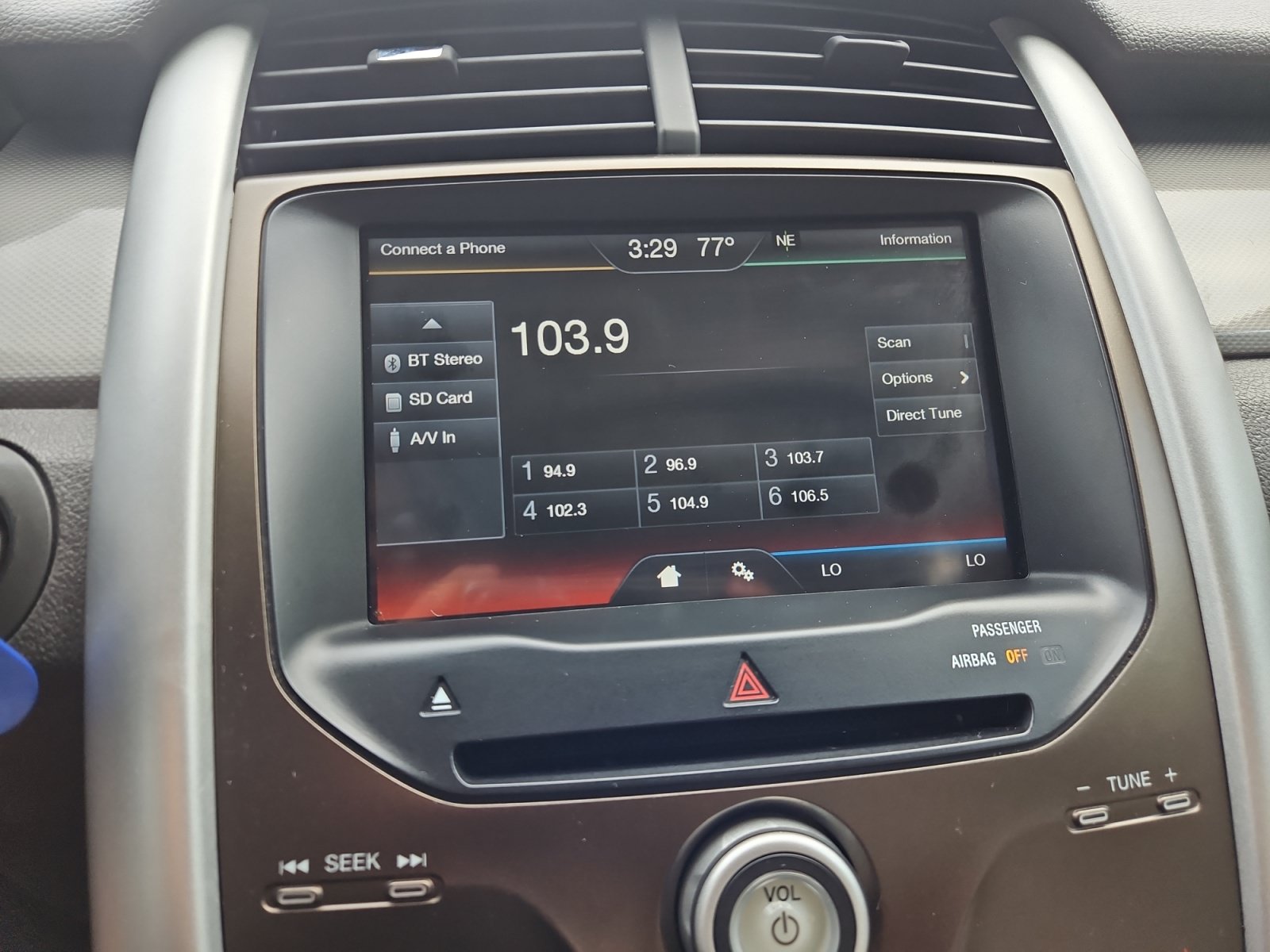 Used 2012 Ford Edge SEL AWD/4WD image 18