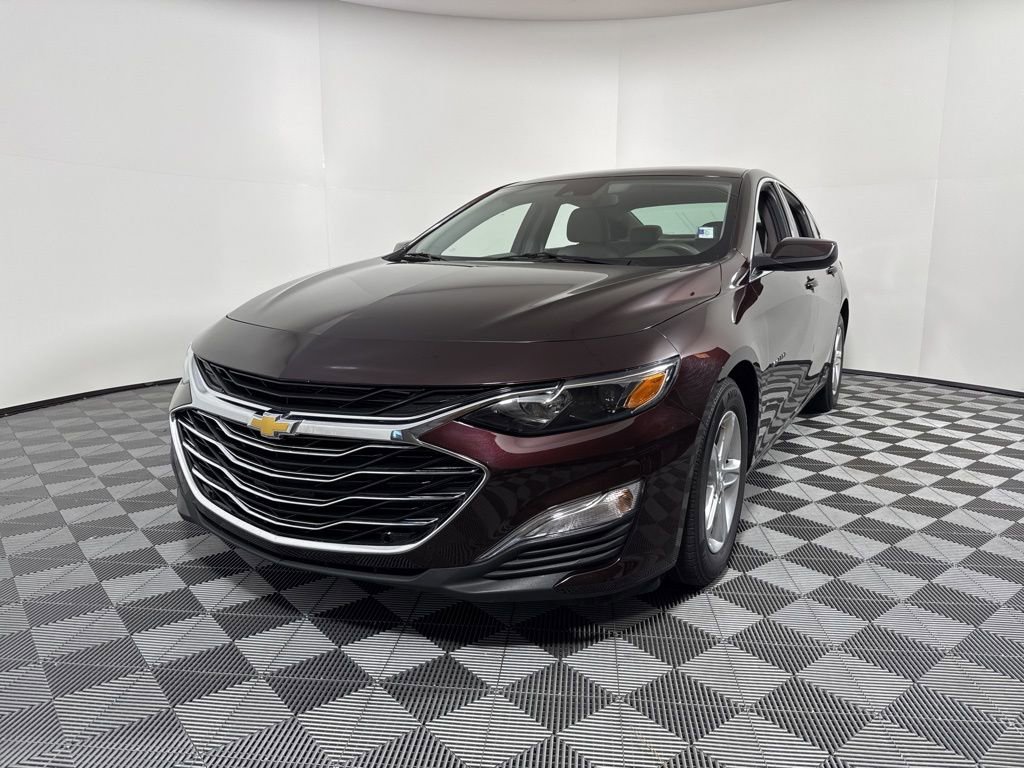 Used 2021 Chevrolet Malibu LS image 1