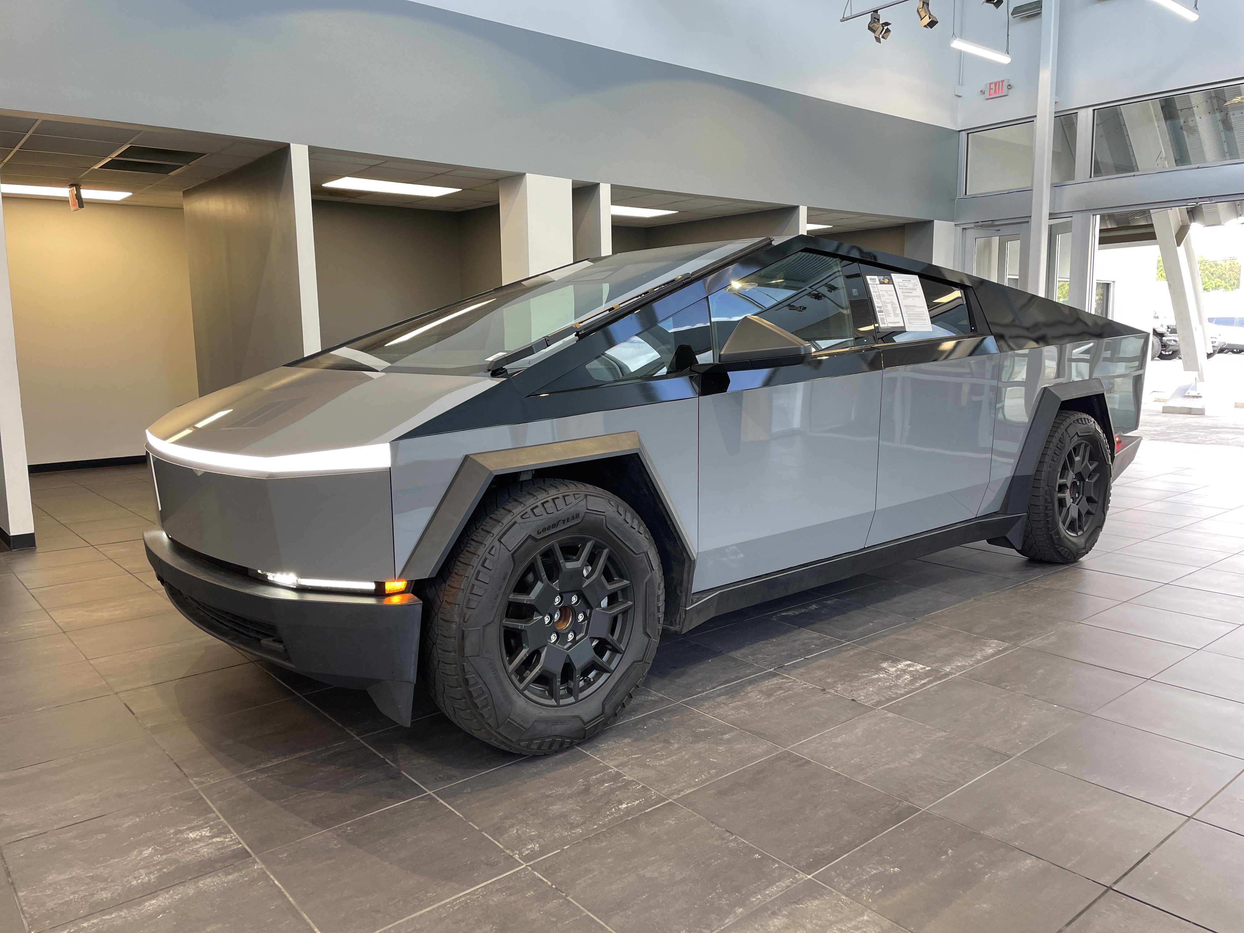 Used 2024 Tesla Cybertruck Cyberbeast AWD/4WD image 6
