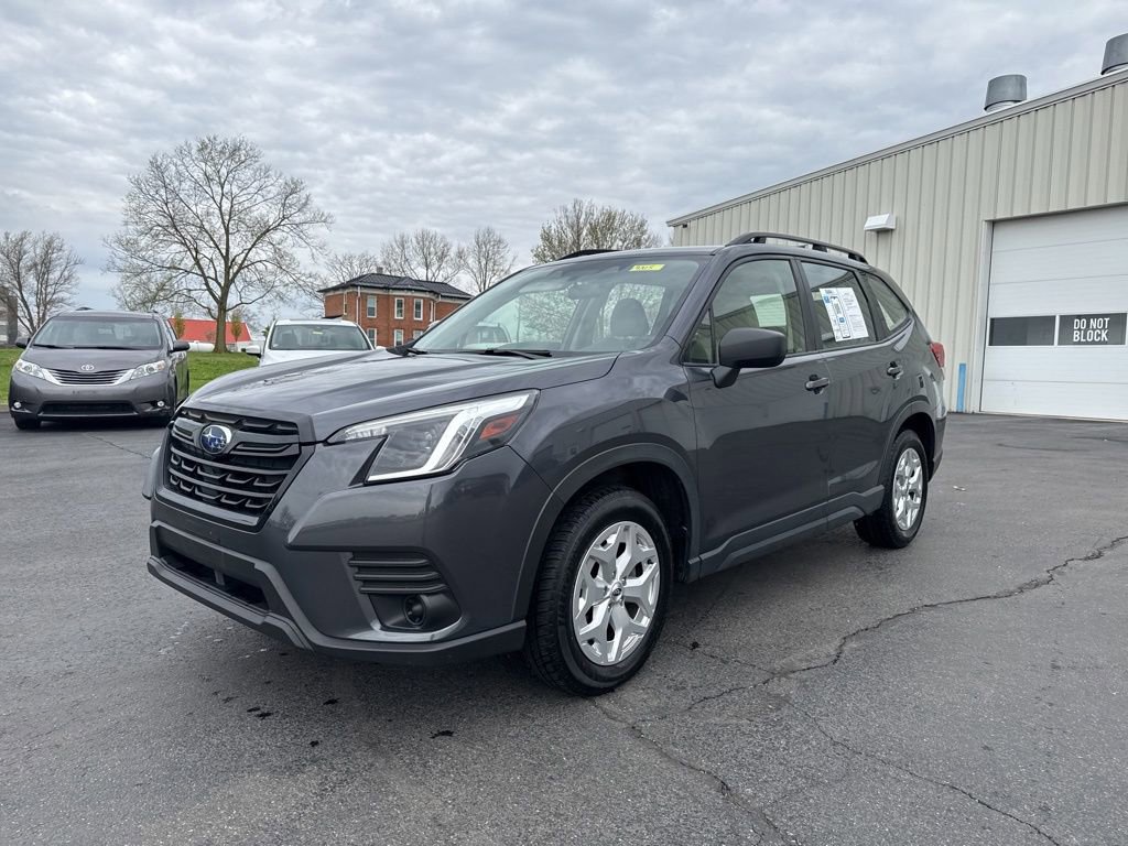 Used 2023 Subaru Forester AWD/4WD image 3