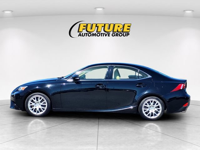 Used 2016 Lexus IS 200t RWD image 7