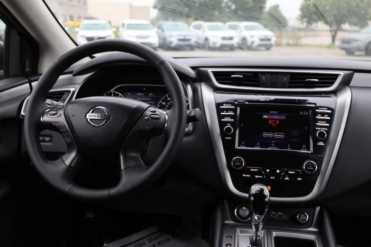 Used 2024 Nissan Murano SV w/ SV Midnight Edition Package AWD/4WD image 24