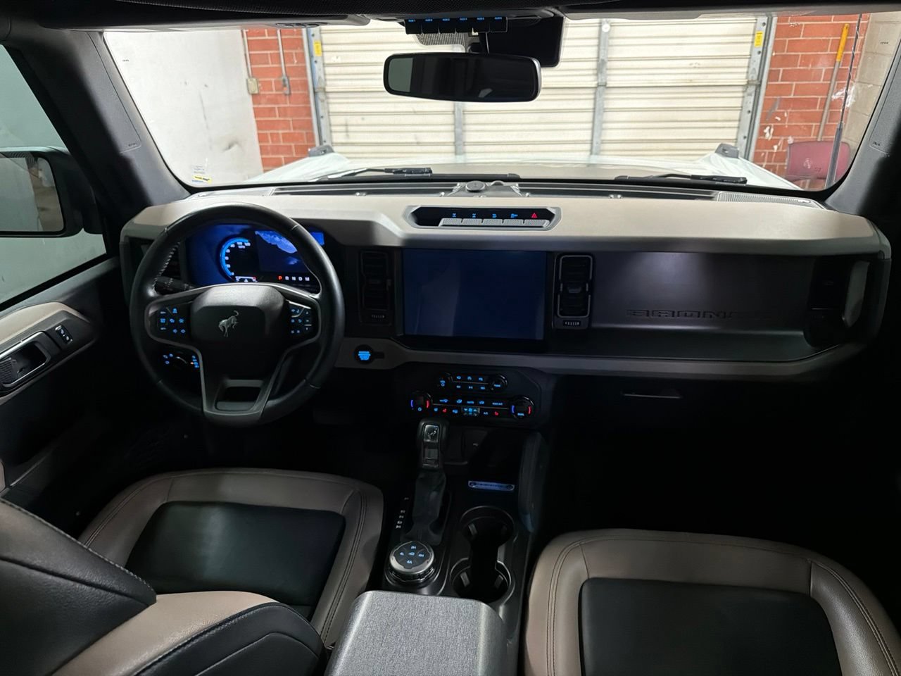 Used 2023 Ford Bronco Wildtrak AWD/4WD image 19