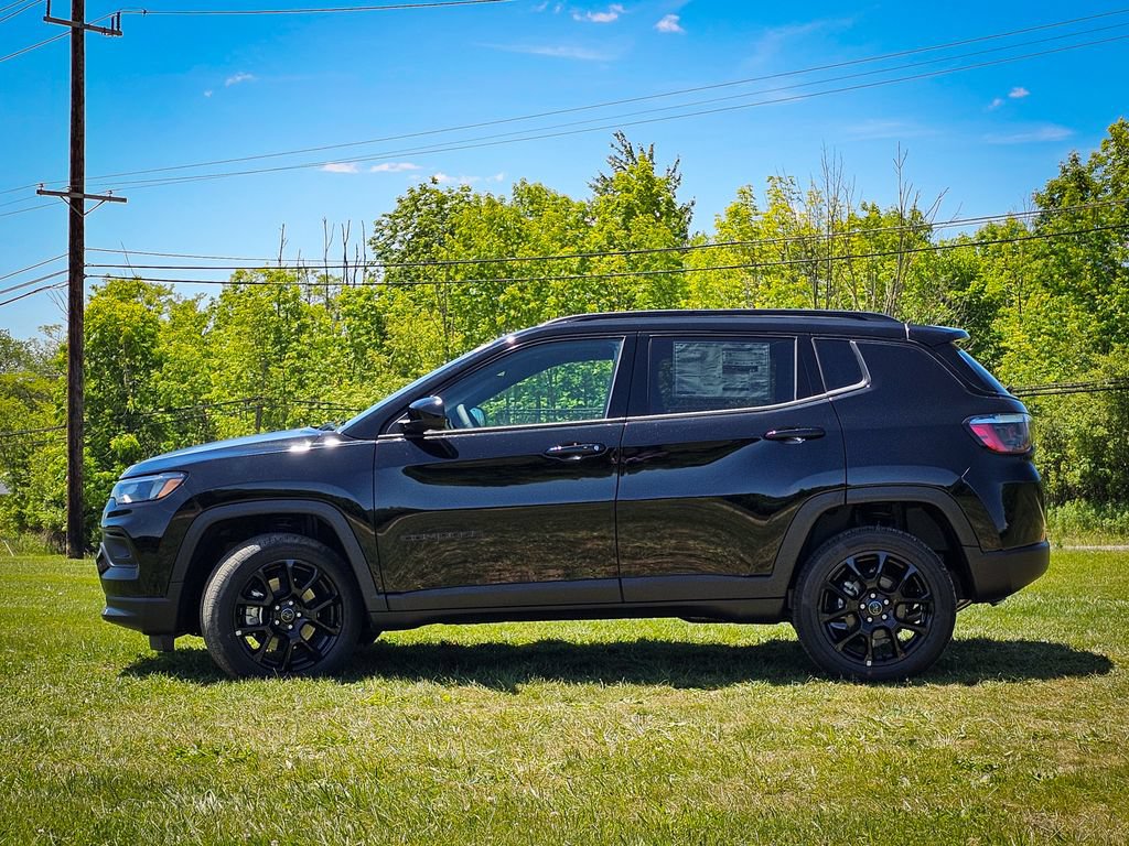 New 2026 Jeep Compass Latitude AWD/4WD image 6