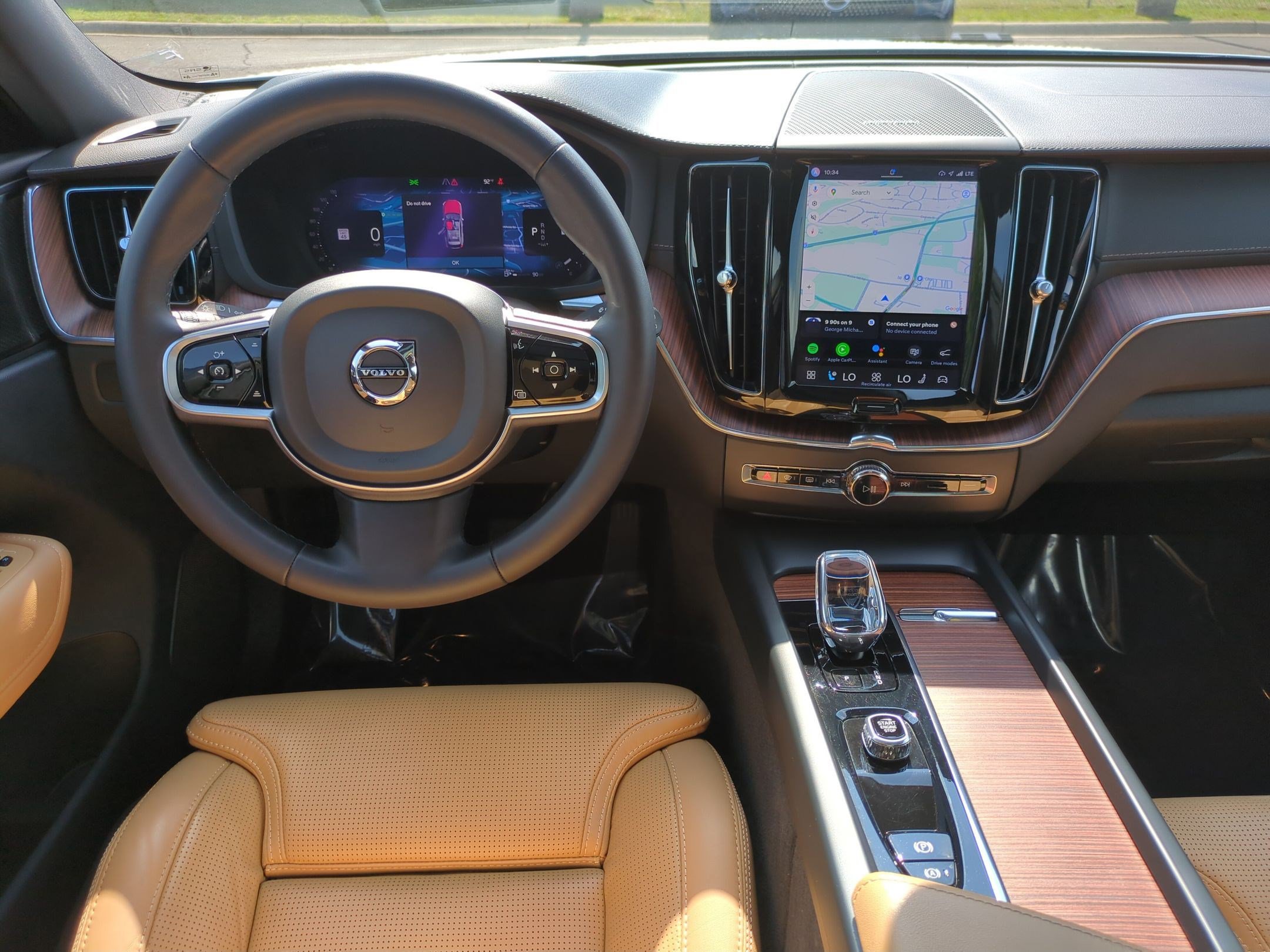 Used 2023 Volvo XC60 B5 Ultimate w/ Climate Package AWD/4WD image 32