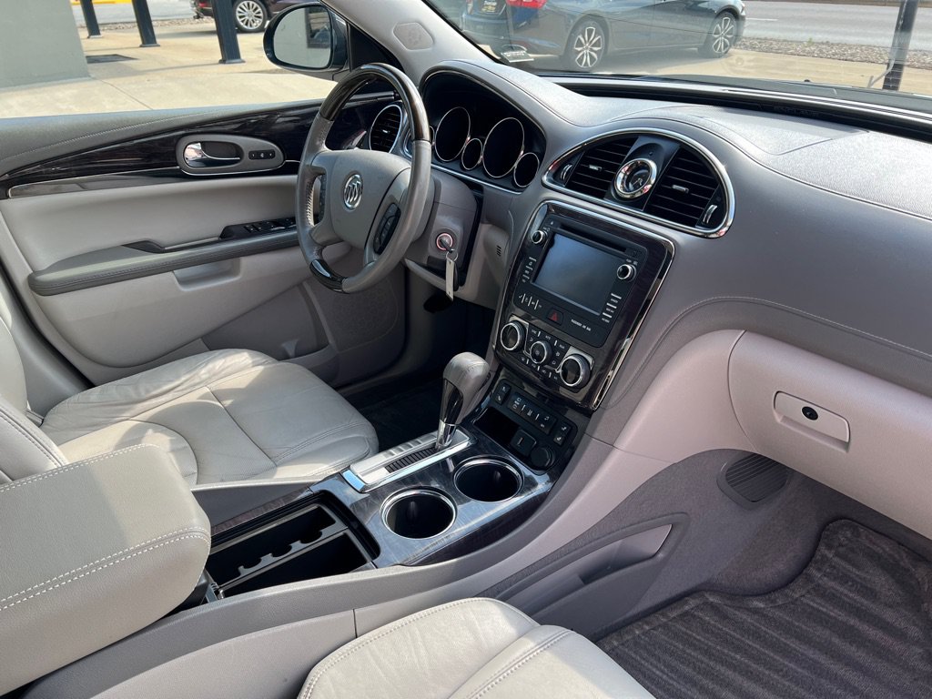 Used 2015 Buick Enclave Leather FWD image 11