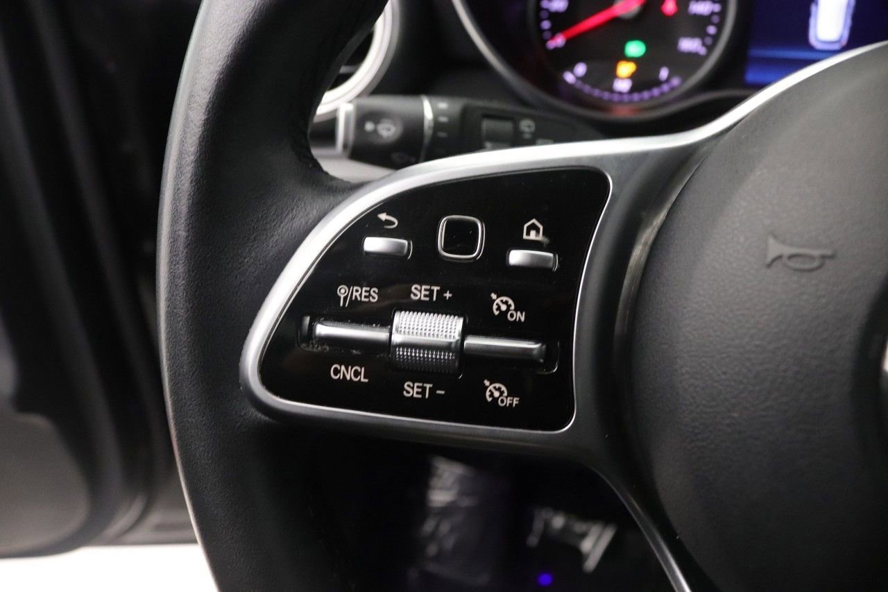 Certified 2022 Mercedes-Benz GLC 300 image 13