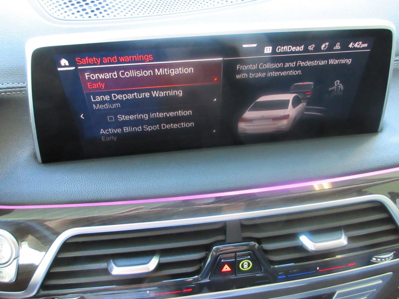 Used 2022 BMW 740i image 71