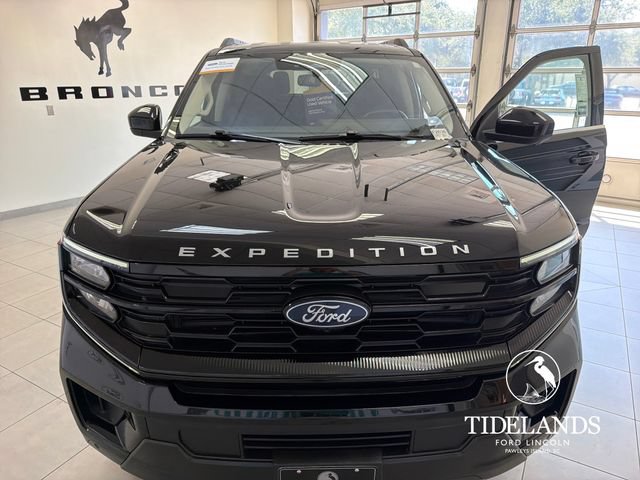 Certified 2025 Ford Expedition Active RWD image 28