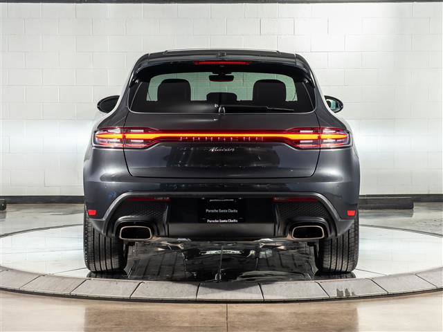 Certified 2025 Porsche Macan image 10