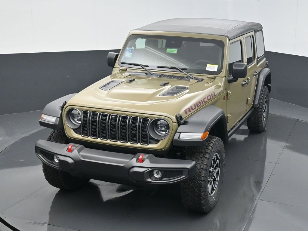 Certified 2025 Jeep Wrangler Unlimited Rubicon w/ Technology Group image 36