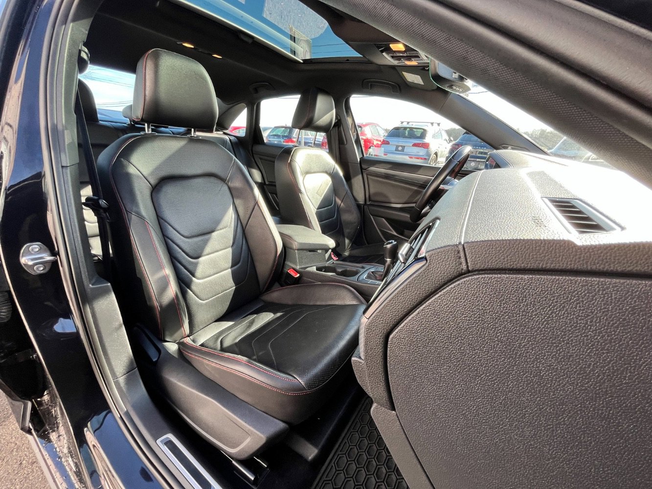 Used 2021 Volkswagen Jetta GLI Autobahn w/ GLI Autobahn Black Package image 34