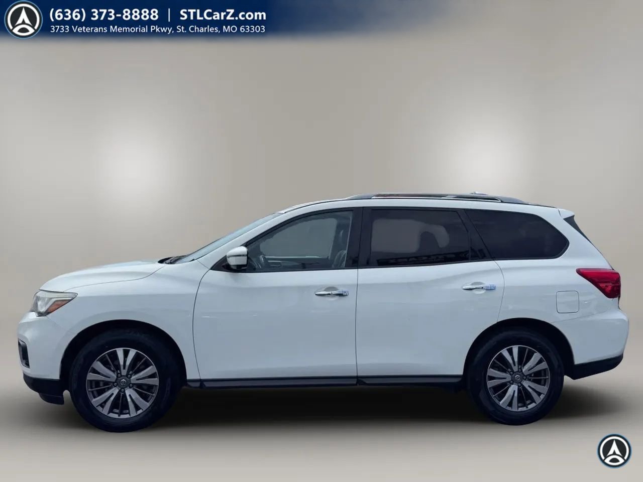 Used 2020 Nissan Pathfinder SL AWD/4WD image 6